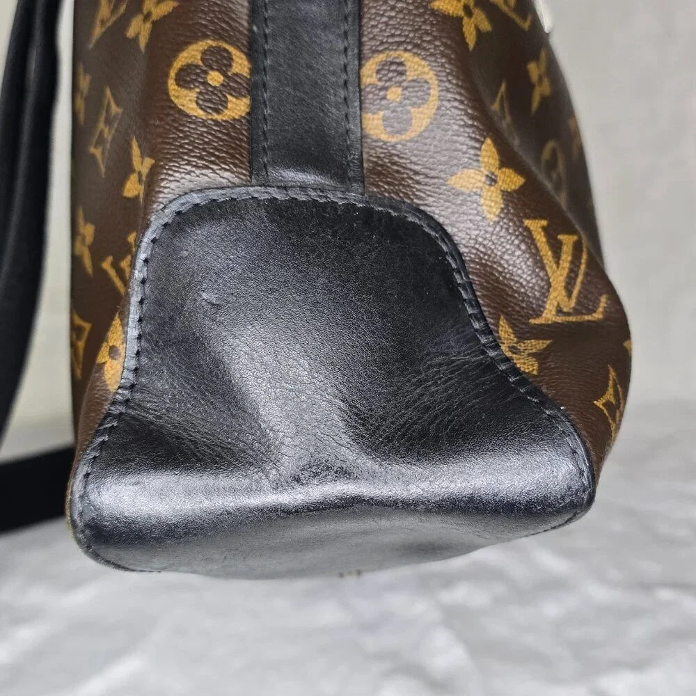 Louis Vuitton Macassar Torres Messenger Bag